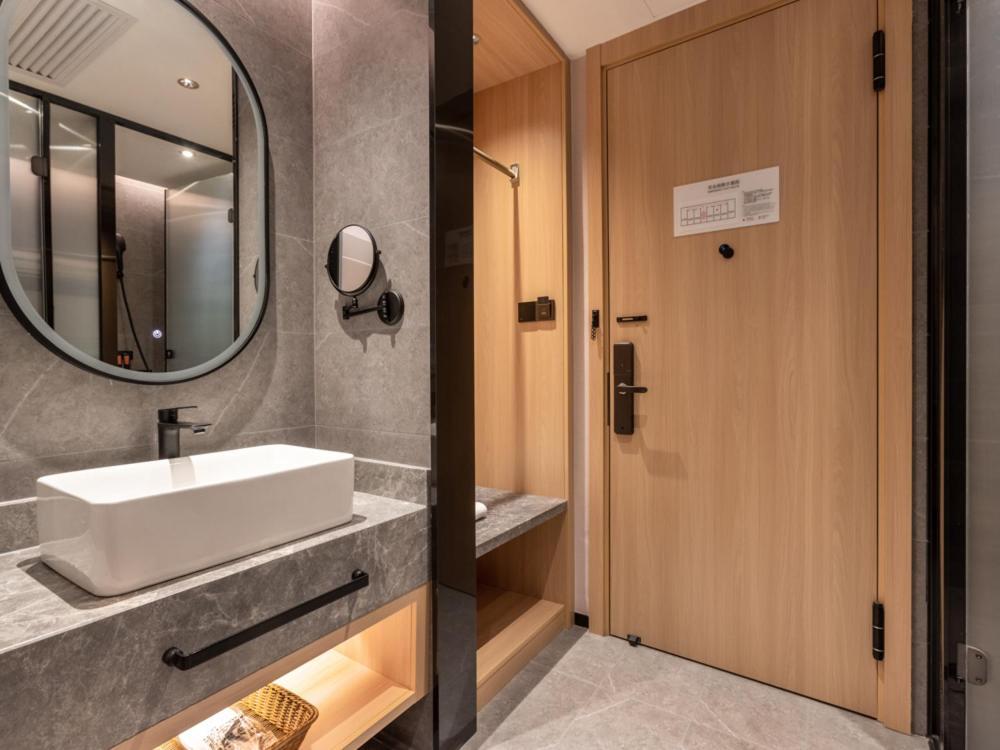 Yunju Hotel Beijing Yonghe Palace Guijie Siheyuan エクステリア 写真